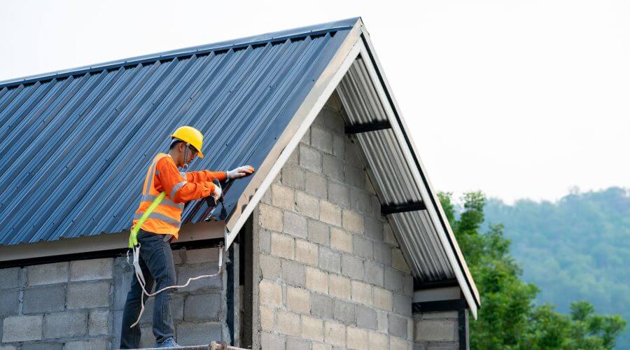 Professional residential roofers in Collinsville, MS